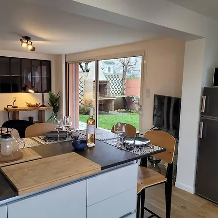 L'atelier, Avec Jardin à 100 M De La Mer. Appartement *