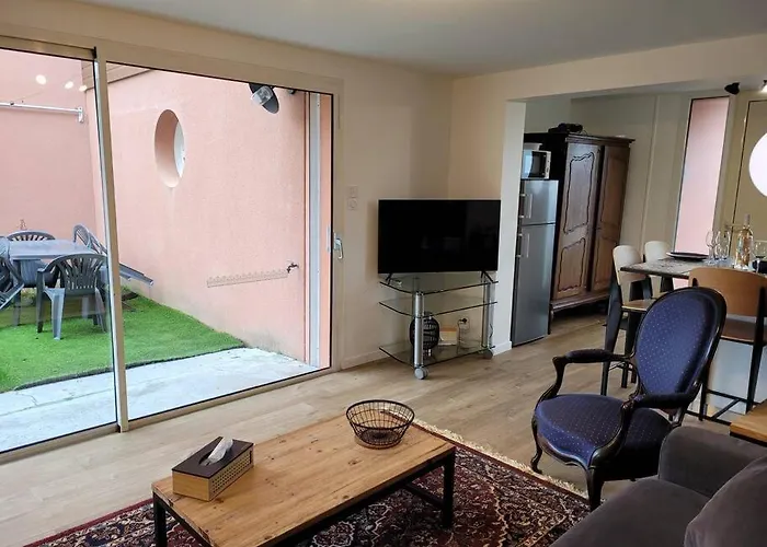 Lejlighed L'atelier, Avec Jardin A 100 M De La Mer.